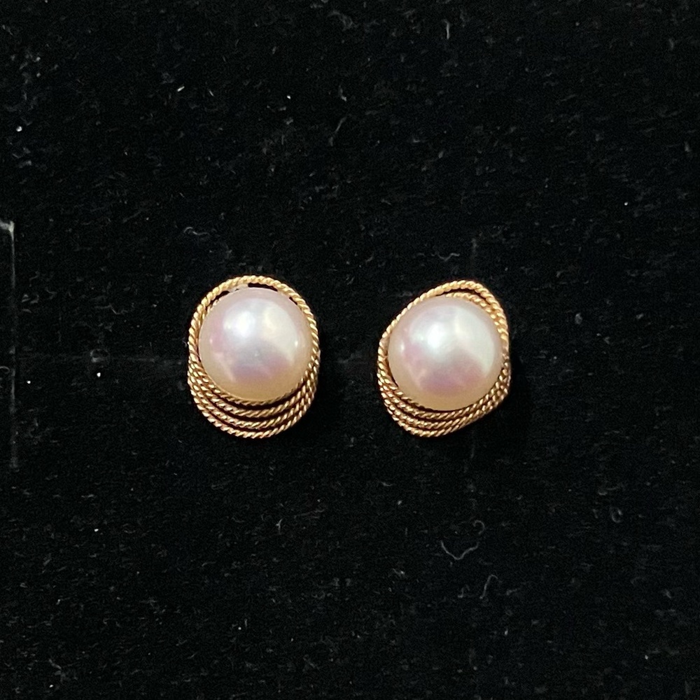 10K Gold Genuine Pearl Earrings